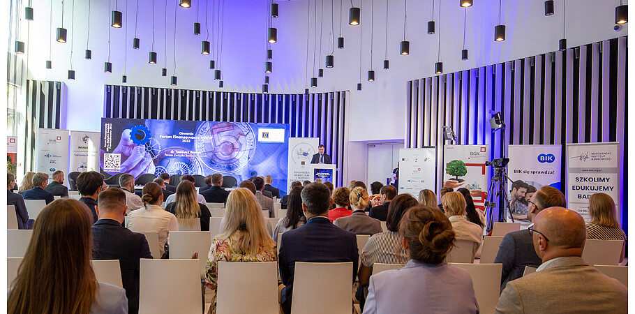 Nagroda na Forum Finansowania Mikro, Małych i Średnich Przedsiębiorców 2023. - zdjęcie w treści aktualnosci nr 1
